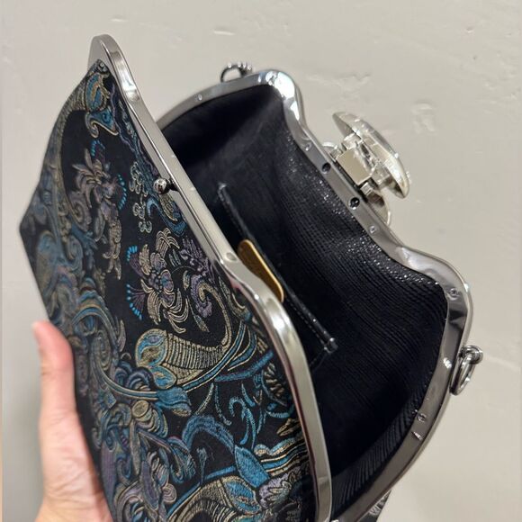 One Of A Kind! Unique Cowhide Embroidered Floral Print Handmade Metal Frame Bag - Picture 14 of 16